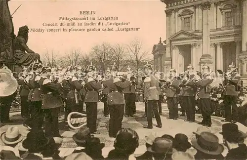 AK / Ansichtskarte  Berlin Mittagskonzert im Lustgarten Berlin