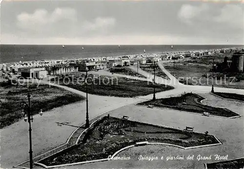 AK / Ansichtskarte 73795339 Cesenatico_IT Spiaggia e giardini del Grand Hotel 