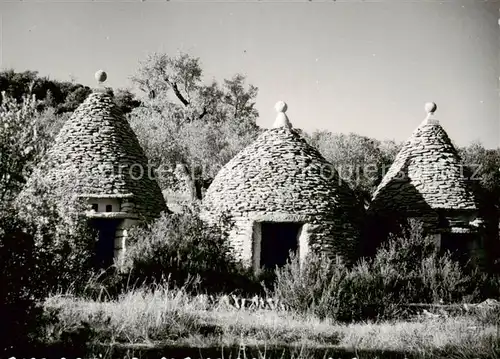 AK / Ansichtskarte Gordes_84_Vaucluse Des Soldats Les Trois Boris 