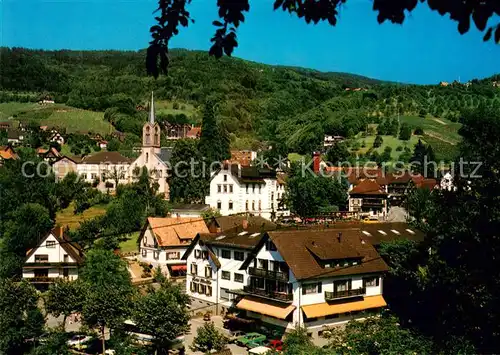 AK / Ansichtskarte  Sasbachwalden Ortsansicht mit Kirche Weinort im Schwarzwald Sasbachwalden