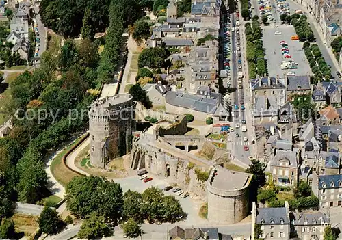 AK / Ansichtskarte Dinan_22 Le Chateau et les remparts Vue aerienne 