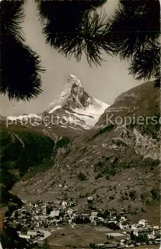 AK / Ansichtskarte Zermatt_VS Panorama Blick gegen das Matterhorn Walliser Alpen Zermatt_VS