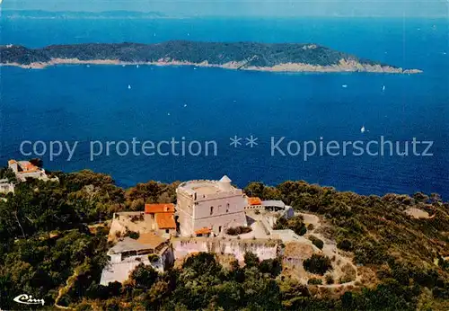 AK / Ansichtskarte Port Cros_83 Vue panoramique aerienne Le Fort de lEstissac et le Fort du Moulin 