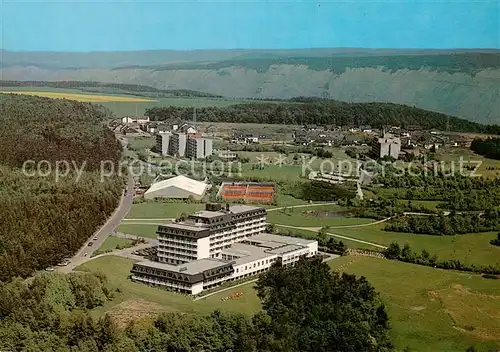 AK / Ansichtskarte  Bernkastel-Kues Reha Zentrum Fliegeraufnahme Bernkastel-Kues