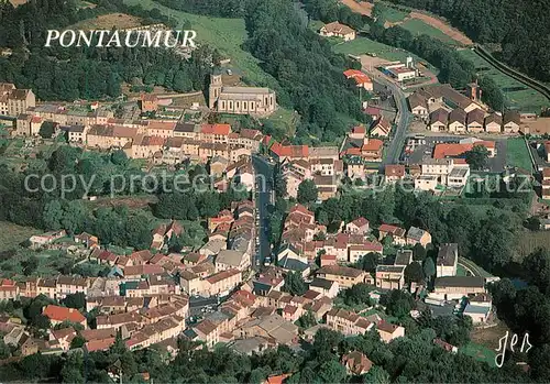 AK / Ansichtskarte Pontaumur_63_Puy de Dome Combrailles Fliegeraufnahme 