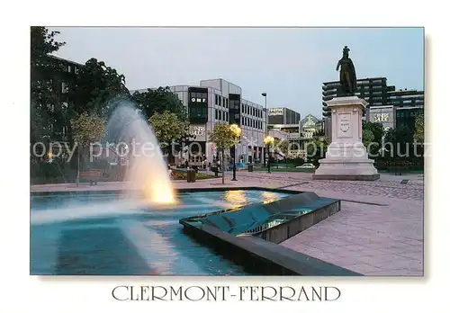 AK / Ansichtskarte Clermont__63 Ferrand La place de Jaude la nuit Le Centre Jaude 