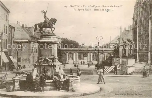 AK / Ansichtskarte Nancy_54 Place St Epvre Statue de Rene II 