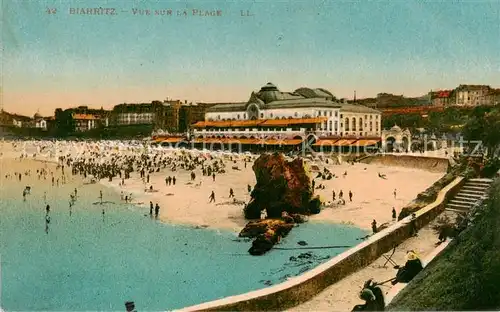 AK / Ansichtskarte Biarritz_Pyrenees_Atlantiques Vue sur la Plage Biarritz_Pyrenees