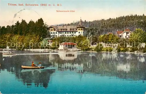 AK / Ansichtskarte  Titisee Seepanorama mit Schwarzwaldhotel Titisee