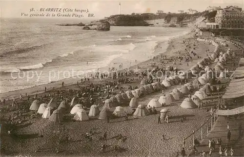 AK / Ansichtskarte 13798638 Biarritz_Pyrenees_Atlantiques Vue generale de la Grande Plage  Biarritz_Pyrenees