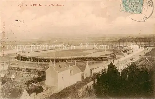 AK / Ansichtskarte La_Fleche_72_Sarthe Le Velodrome 