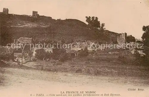 AK / Ansichtskarte  Taza__Maroc Cote nord-est les vieilles fortifications et Bab Djemaa 