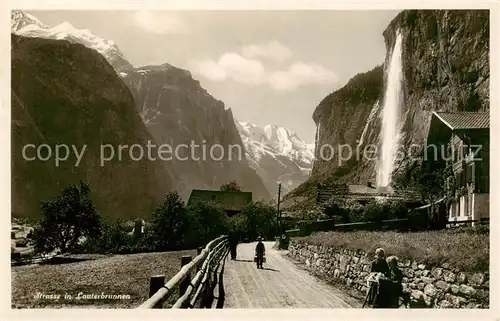 AK / Ansichtskarte Lauterbrunnen_BE Motiv mit Staubbach Wasserfall Alpen Lauterbrunnen BE
