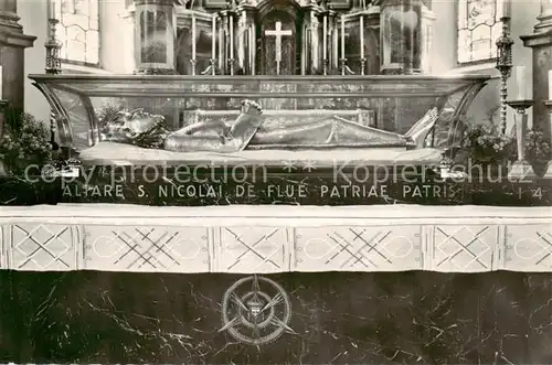 AK / Ansichtskarte Sachseln_OW Sarkophag des hl Niklaus von Fluee in der Pfarrkirche Sachseln Sachseln OW