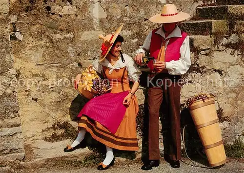 AK / Ansichtskarte Vevey_VD Fete des Vignerons Vendangeur et vendangeuse Vevey_VD