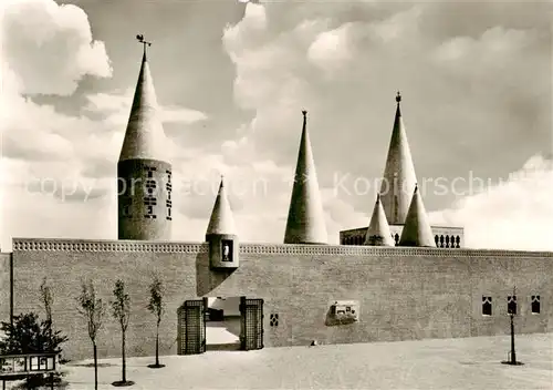 AK / Ansichtskarte  Schildgen Kath Pfarrkirche Herz Jesu Schildgen