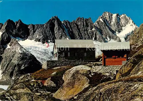 AK / Ansichtskarte Lauteraarhuette_2993m_BE Laueraarhoerner Schreckhorn Berghuette Berner Alpen 