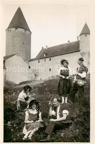 AK / Ansichtskarte Gruyere_Gruyeres_FR Costumes Gruyeriens 
