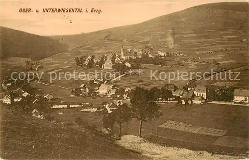 AK / Ansichtskarte  Oberwiesenthal_Erzgebirge Panorama mit Blick auf Unterwiesenthal Oberwiesenthal Erzgebirge