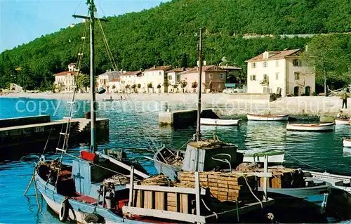 AK / Ansichtskarte  Moscenicka_Draga_Croatia Fischerboote im Hafen 