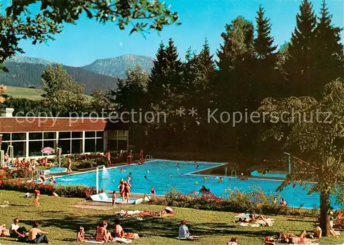 AK / Ansichtskarte  Oberstaufen Freischwimmbad mit Hochgrat Oberstaufen