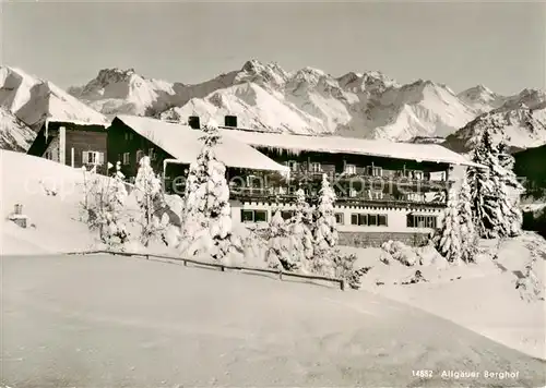 AK / Ansichtskarte  Sonthofen__Oberallgaeu Allgaeuer Berghof mit Alpe Eck 