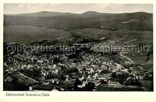 AK / Ansichtskarte  Deidesheim Fliegeraufnahme Deidesheim