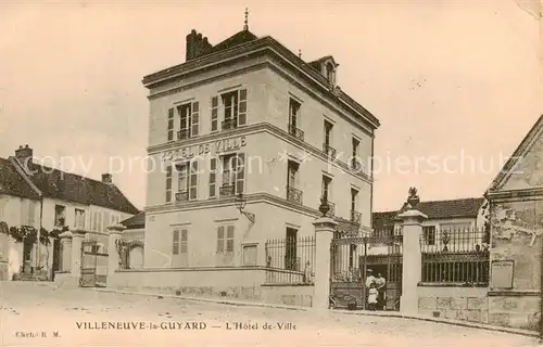 AK / Ansichtskarte Villeneuve la Guyard Hotel de Ville Villeneuve la Guyard