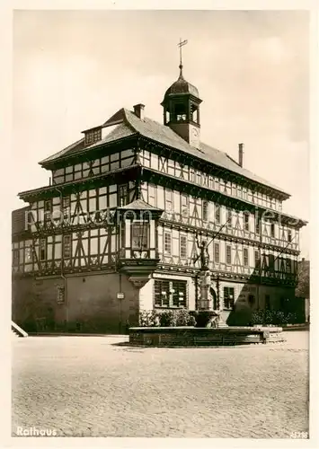 AK / Ansichtskarte  Vacha Rathaus Brunnen Vacha