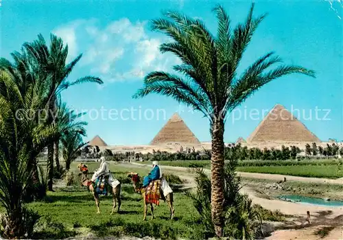 AK / Ansichtskarte  Gizeh_Giza_Egypt The Giza Pyramid Group 