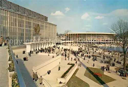 AK / Ansichtskarte 73804634 Exposition_Universelle_Bruxelles_1958 Pavillon U.S.S.R und U.S.A. 