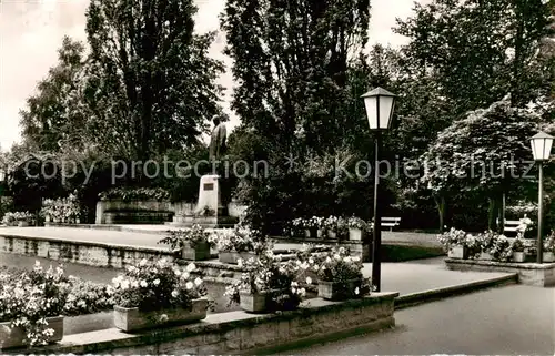 AK / Ansichtskarte  Bad_Woerishofen Kneipp Denkmal Park Bad_Woerishofen