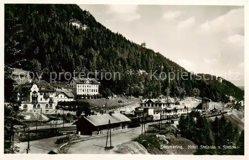 AK / Ansichtskarte  Semmering_Niederoesterreich Hotel Stefanie und Station Semmering