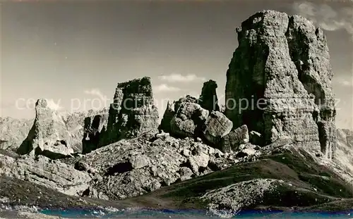 AK / Ansichtskarte  Cortina_d_Ampezzo_IT Dolomiti Cinque Torri 