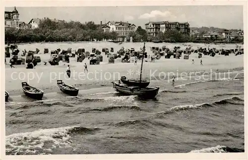 AK / Ansichtskarte 73805309 Ahlbeck_Ostseebad Strandpartie Ahlbeck_Ostseebad