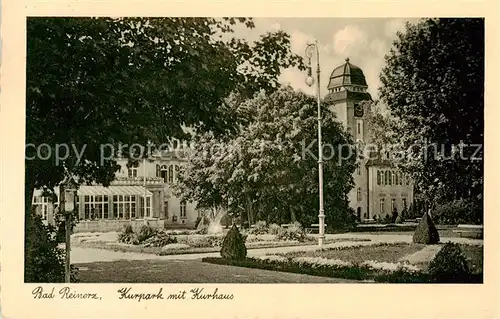 AK / Ansichtskarte 73805513 Bad_Reinerz_Duszniki-Zdrój_PL Kurpark mit Kurhaus 