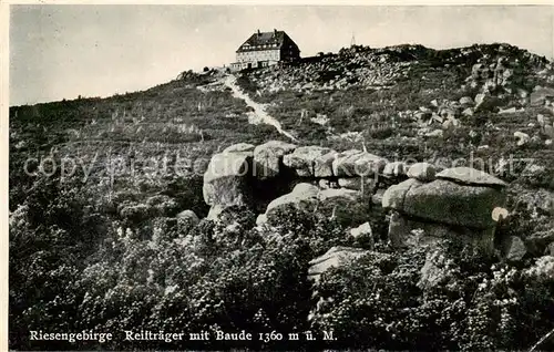 AK / Ansichtskarte 73805756 Riesengebirge_Schlesischer_Teil Reiftraeger mit Baude 