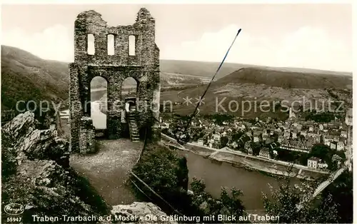 AK / Ansichtskarte 73806168 Traben-Trarbach_Mosel Die Graefinburg mit Blick auf Traben 