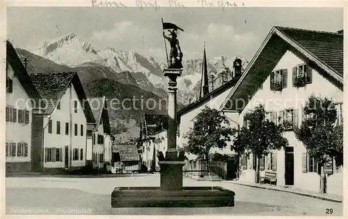 AK / Ansichtskarte 73806359 Partenkirchen Floriansplatz Brunnen Partenkirchen