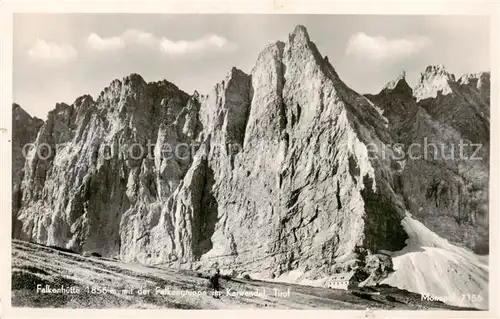 AK / Ansichtskarte  Falkenhuette_1856m_Spielissjoch_Tirol_AT mit der Falkengruppe im Karwendel 