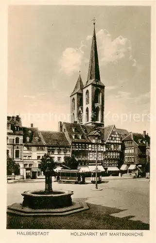 AK / Ansichtskarte  Halberstadt Holzmarkt mit Martinikirche Halberstadt