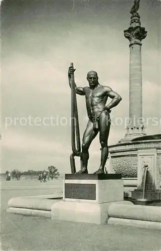 AK / Ansichtskarte  Duesseldorf Seitenfigur am Industriebrunnen Duesseldorf