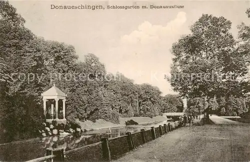 AK / Ansichtskarte  Donaueschingen Schlossgarten mit Donauausfluss Donaueschingen