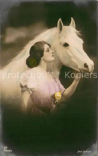 AK / Ansichtskarte 73807990 Verlag_GG_Co_Nr. Nr.2909 5 Frau mit Pferd 
