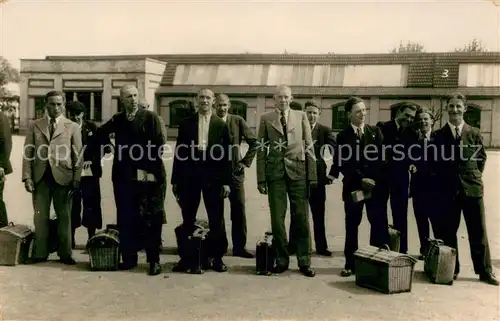 AK / Ansichtskarte  Militaria_Schweiz Gruppen foto Militaria Schweiz