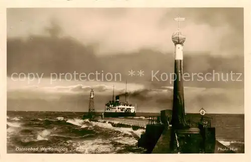 AK / Ansichtskarte  Warnemuende_Ostseebad Leuchtturm Seebruecke Warnemuende_Ostseebad