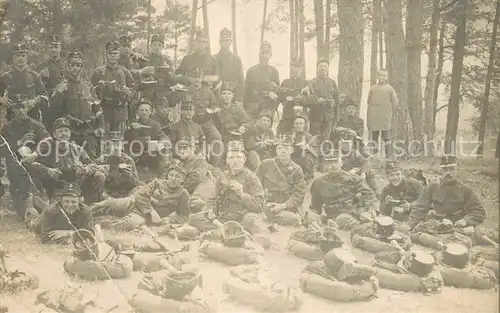 AK / Ansichtskarte  Militaria_Schweiz Soldaten Foto Militaria Schweiz