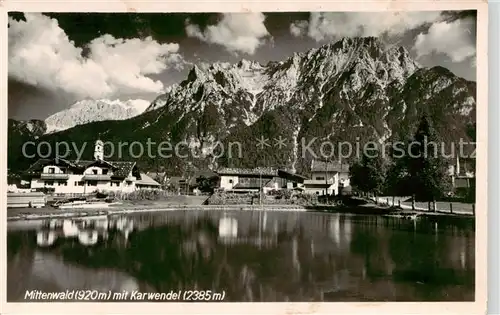 AK / Ansichtskarte  Mittenwald_Bayern mit Karwendel Mittenwald Bayern