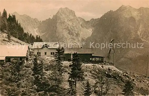 AK / Ansichtskarte  Kaisergebirge Vorderkaiserfelsen Unterkunftshaus Kaisergebirge