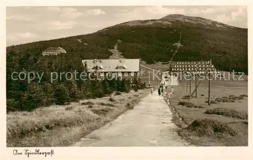 AK / Ansichtskarte  Riesengebirge_Schlesischer_Teil Kleine Sturmhaube Jugendkammhaus und Spindlerbaude 